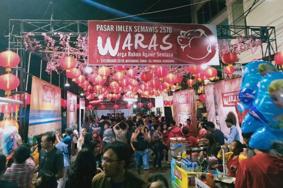 Pasar Semawis di Kawasan Pecinan Semarang-Image-1