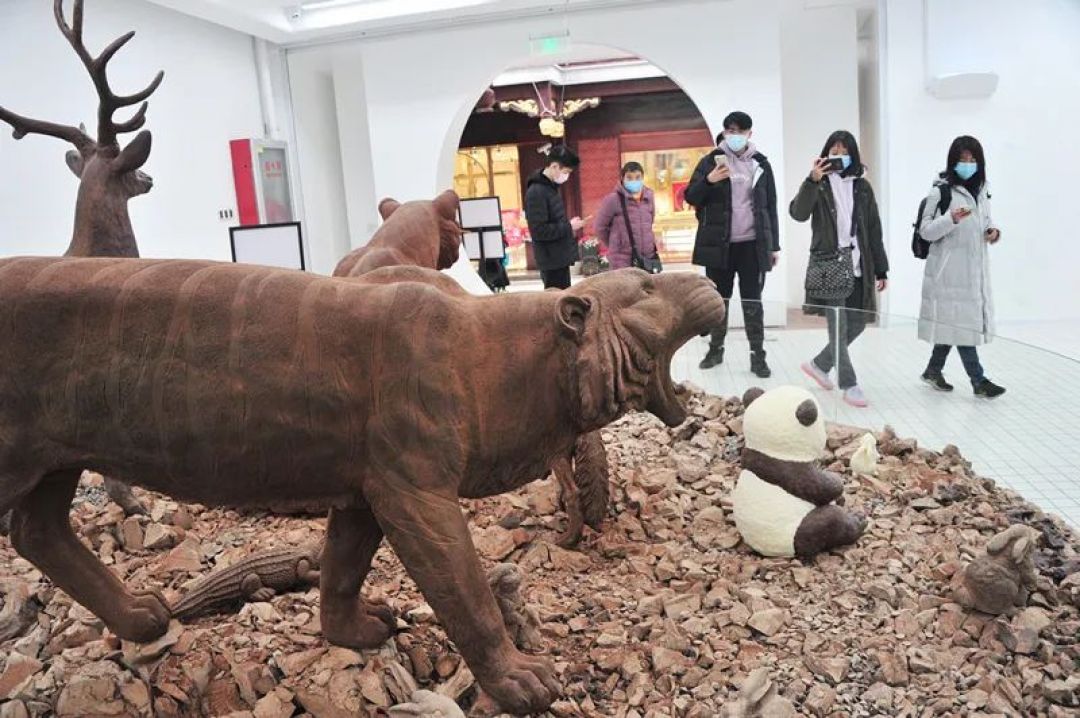 Dilarang Makan Kepala Singa di Museum Cokelat Shanghai-Image-4
