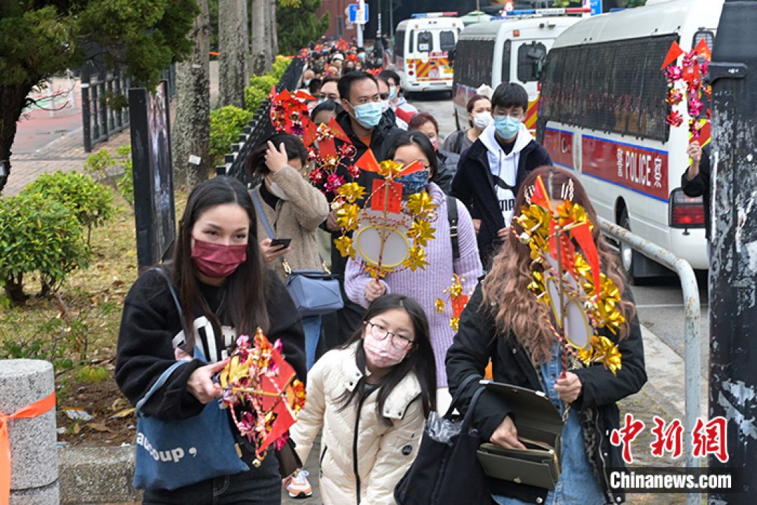 Warga Hong Kong Tetap Rayakan Imlek di Tengah Pandemi-Image-2