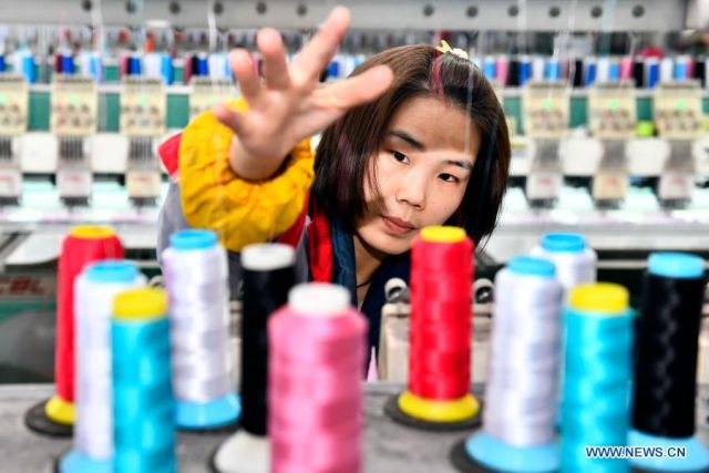 POTRET: Kota Ligezhuang Tingkatkan Industri Topi-Image-1
