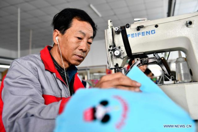 POTRET: Kota Ligezhuang Tingkatkan Industri Topi-Image-2