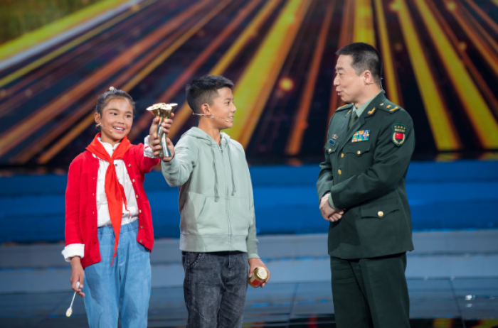 China Beri Penghargaan Remaja Paling Berbakti-Image-2
