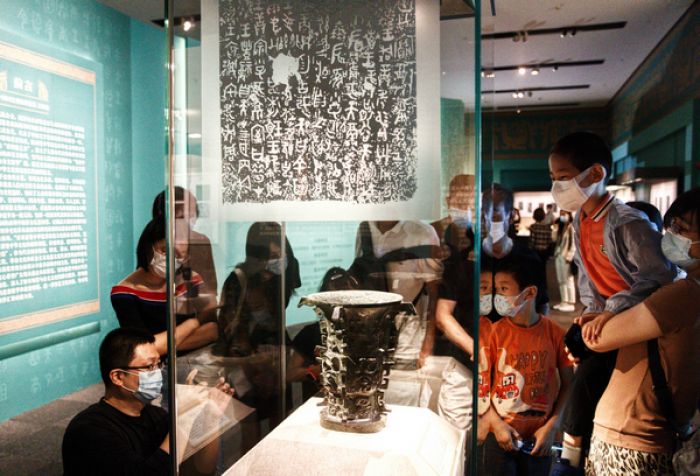 Museum Nasional Tiongkok Pamerkan 140 Barang Antik Zaman Perunggu-Image-1