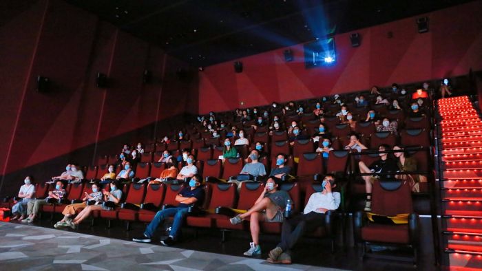 Box office China Raup Rp11,8 Triliun, Pasca Kembali Aktifnya Bioskop di Sana-Image-1