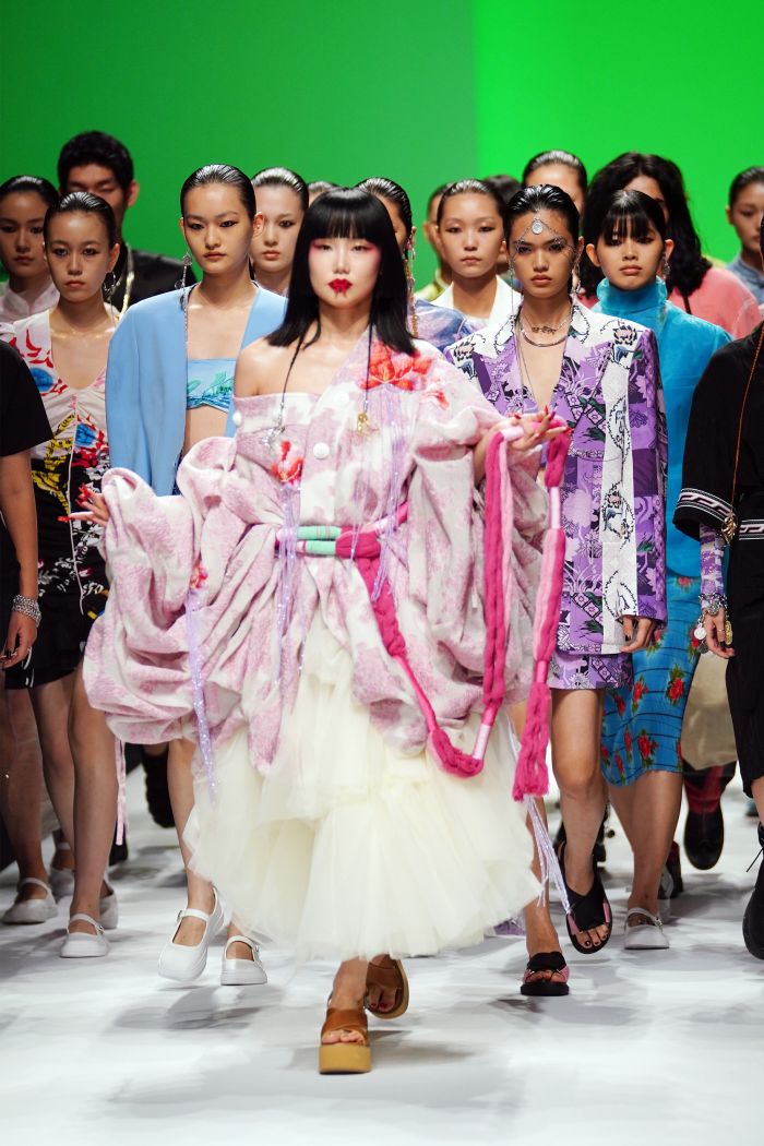 Pekan Mode Shanghai: Tarik Minat Pelanggan dengan Budaya China-Image-1