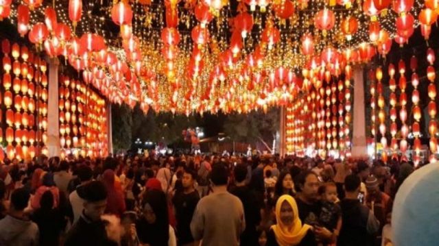5 Tradisi yang Biasa Dilakukan Etnis Tionghoa saat Festival Lampion-Image-2