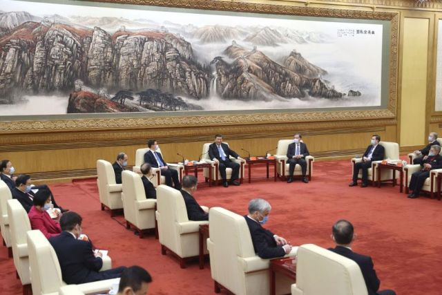 Xi Jinping Salami Pemimpin Partai Non-Komunis dan Persatuan Dagang-Image-1
