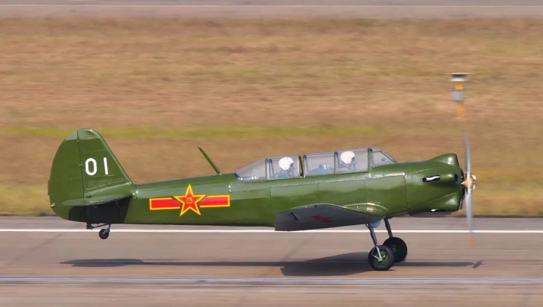 SEJARAH: 1954 China Berhasil Buat Pesawat Sendiri Untuk Pertama Kalinya-Image-1