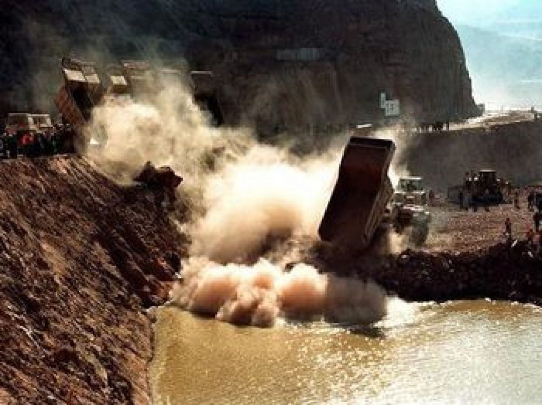 SEJARAH: 1997 Dam Raksasa Xiaolangdi Sungai Kuning Usai Dibangun-Image-1