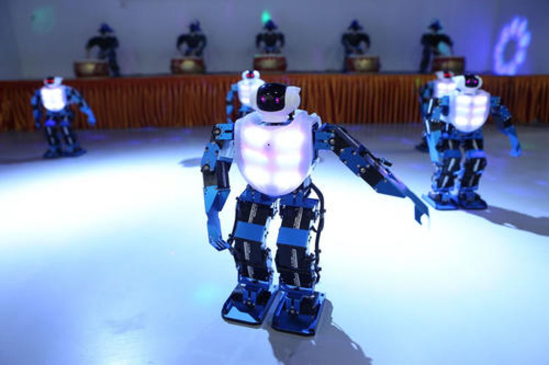 Robot Buatan China Laku Keras di Tengah Pandemi-Image-1
