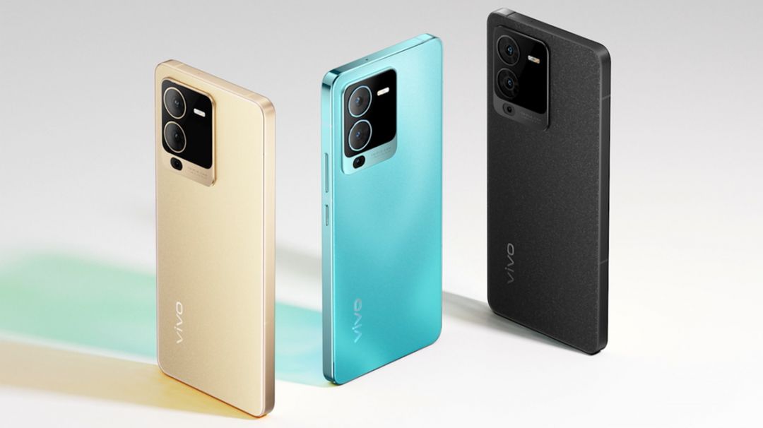 Vivo Luncurkan S15 dengan 3 Kamera-Image-1