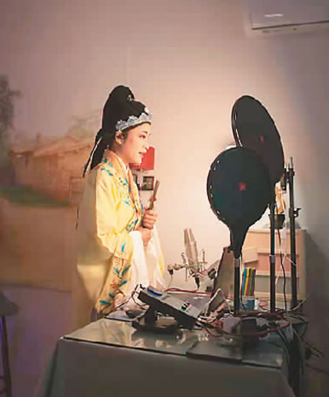 TikTok Versi China Bantu Hidupkan Kembali Opera Tradisional Negaranya-Image-2