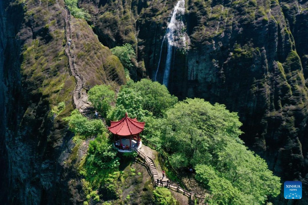 Gunung Wuyi, Pesona Indahnya Dunia-Image-7