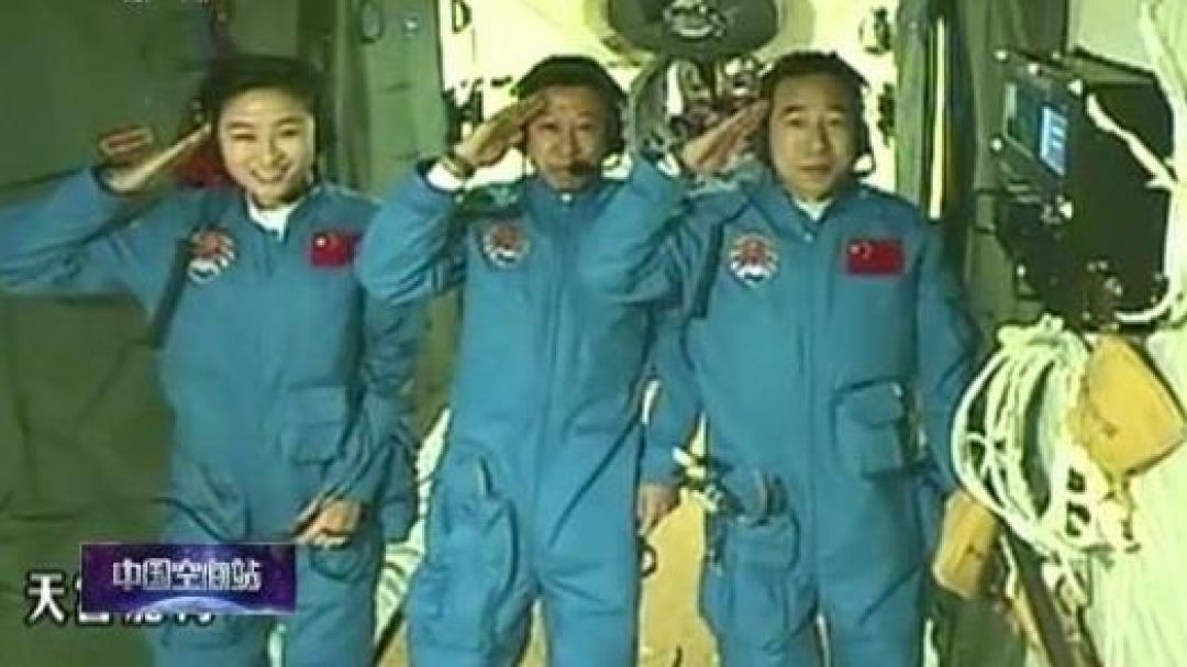 Astronot Wanita Pertama China Siap untuk Misi Luar Angkasa Baru-Image-2