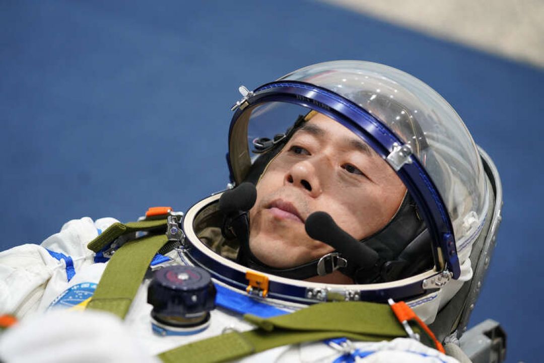 Cai Xuzhe Astronot Shenzhou-14, Sejak Kecil Ingin Terbang-Image-2