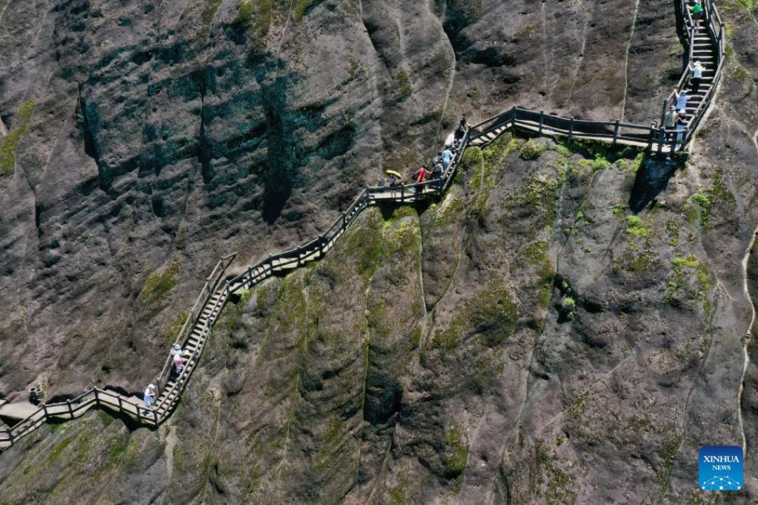 Gunung Wuyi, Pesona Indahnya Dunia-Image-8