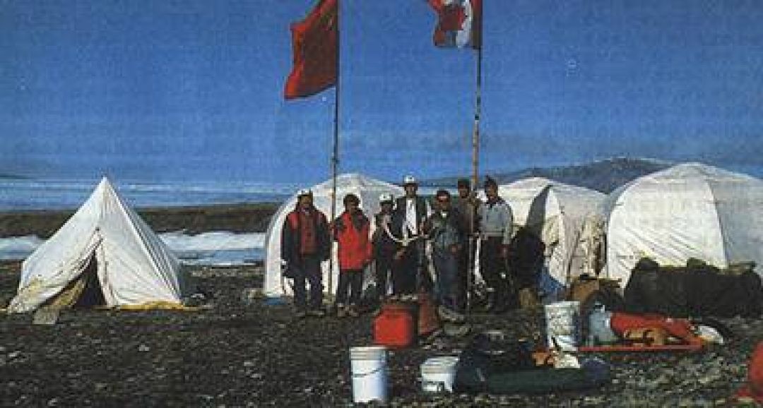 SEJARAH : 1986 Perjalanan Pertama
China ke Kutub Utara-Image-1