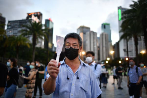 Kontroversi UU Keamanan Nasional Belum Usai, Kini Muncul RUU Lagu Kebangsaan Tiongkok di Hong Kong-Image-1