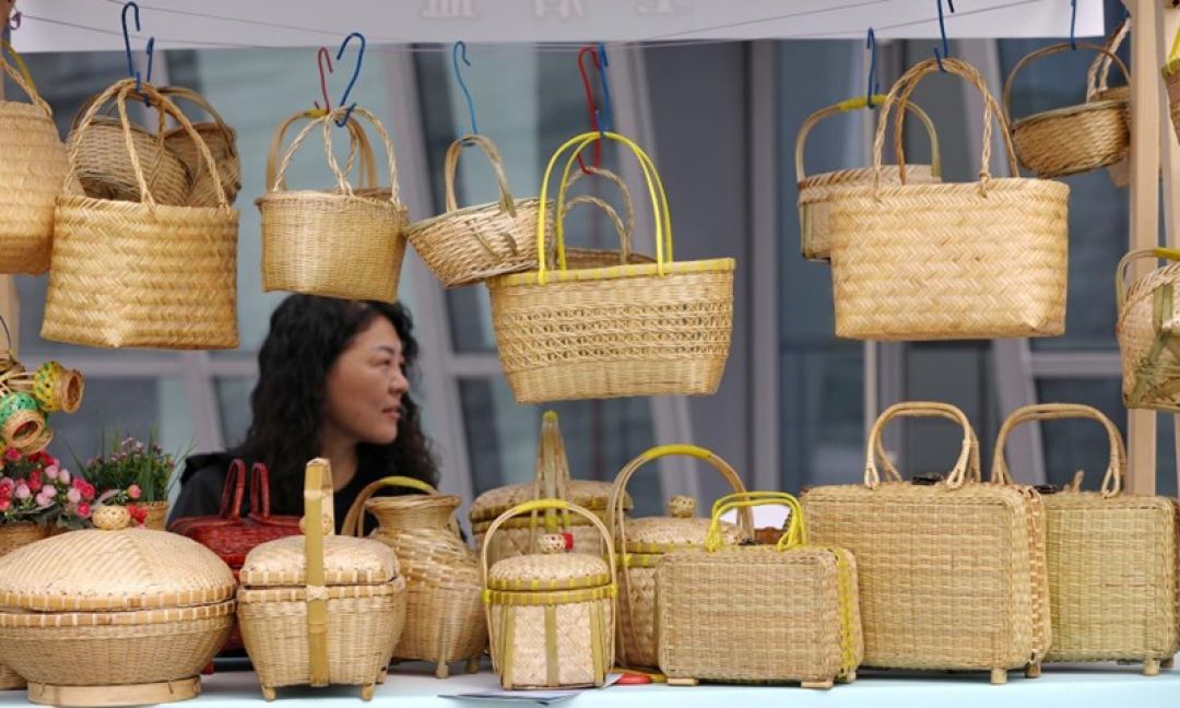 Survei: 70% Wanita China Tak Setuju Isteri Patuhi Suami-Image-1