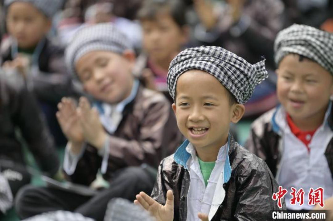 Lagu Daerah Etnis Dong Diturunkan dari Generasi ke Generasi-Image-1