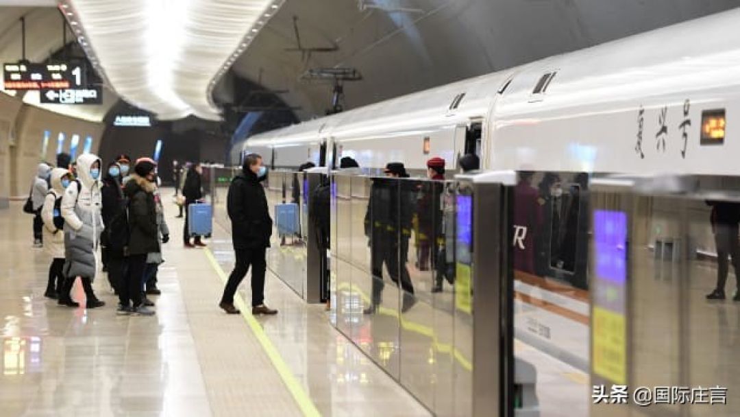 Stasiun Kereta Bawah Tanah Terdalam di China, Sedalam 102 Meter-Image-1