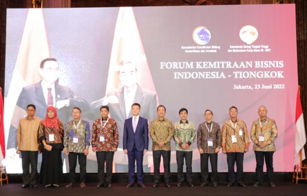Dubes Lu Kang Hadiri Forum Bisnis Indonesia-China-Image-1