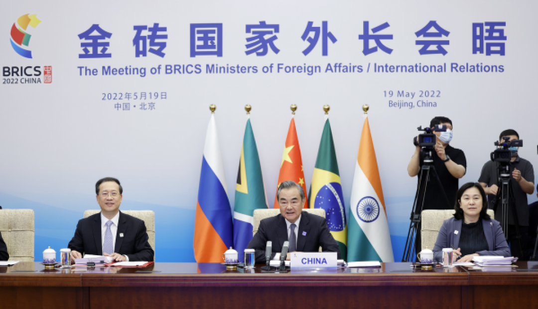 Menlu China Pimpin Pertemuan Para Menlu BRICS Secara Virtual-Image-1