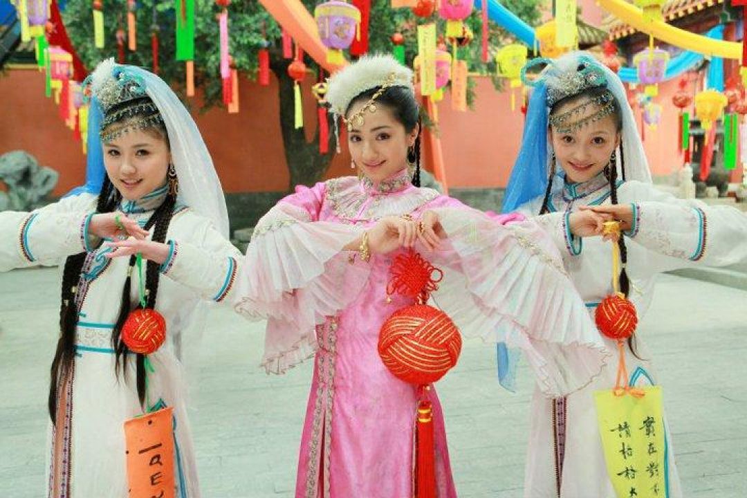 Sebanyak 52 Etnis Minoritas Tiongkok Miliki Bahasa Lisan Sendiri-Image-1