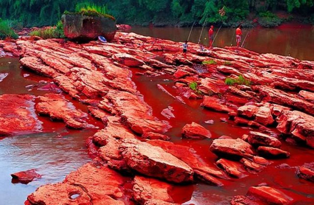 Sungai di China Mendadak Jadi Merah-Image-1