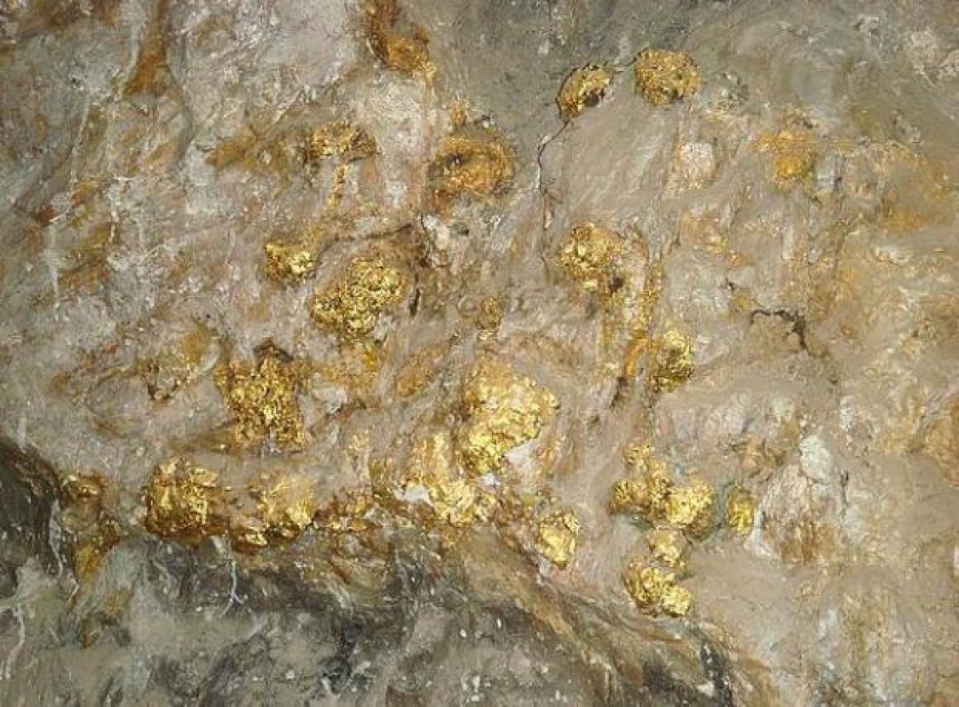 Tambang Emas Skala Besar Ditemukan di Henan-Image-2