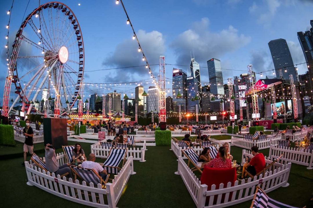 Pertama Kalinya! The Lawn Club Hong Kong Adakan Pesta Kebun dengan Jarak Sosial-Image-1