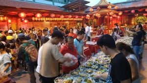 Asal Muasal Festival Buka Puasa di China