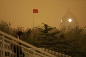 Langit Beijing Jadi Kuning, Ini Sebabnya