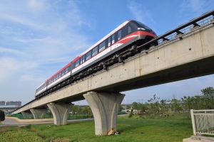 KA Changsha Maglev Express Kini 140 Km per Jam