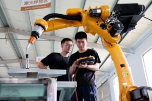 Industri Robot China Banjir Pesanan