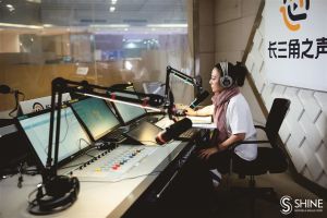 Program Radio di Shanghai Sediakan Layanan Curhat &hellip;