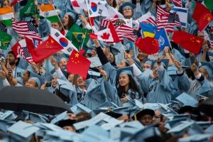 Lulusan Universitas "Barat" Tidak Lagi Jadi &hellip;