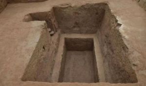 Ornamen Emas Ditemukan di Makam Kuno di Shaanxi