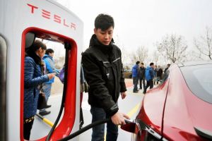 Tesla Bangun 4.000 Supercharger di Tiongkok Tahun &hellip;