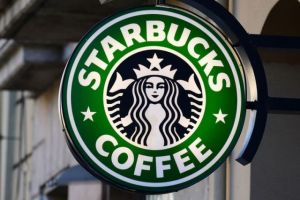 Starbucks Mencoba Inovasi Cangkir Daur Ulang