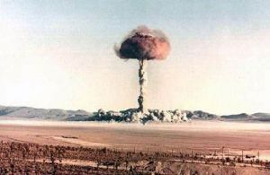 SEJARAH: 1964 Uji Coba Bom Atom Pertama Tiongkok &hellip;