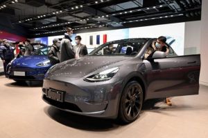 Mobil Listrik Tesla Rakitan China Mulai Dikirim &hellip;