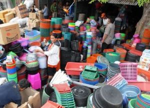 Barang Produk China Penuhi Pasar Indonesia