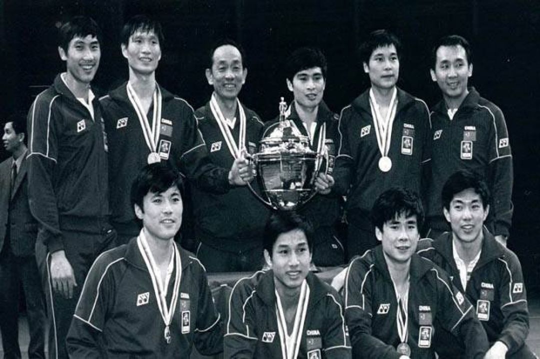 SEJARAH: 1982 Tim Putra China Menang Piala Thomas-Image-1