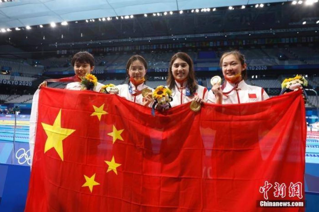 Pecah Rekor, Tim Renang Estafet Putri China Menang Medali Emas-Image-1