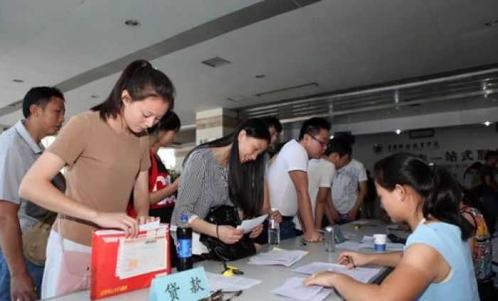 Tiongkok Buka Hotline Bantuan Keuangan Mahasiswa-Image-1