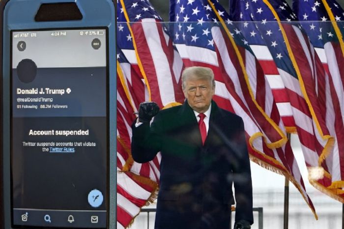 Twitter Blokir Akun Trump Selamanya-Image-1