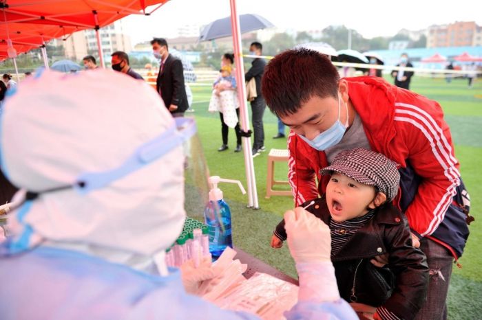 Uji Klinis 11 Juta Orang, Kota Qingdao China Tak Temukan Kasus COVID-19 Baru-Image-1