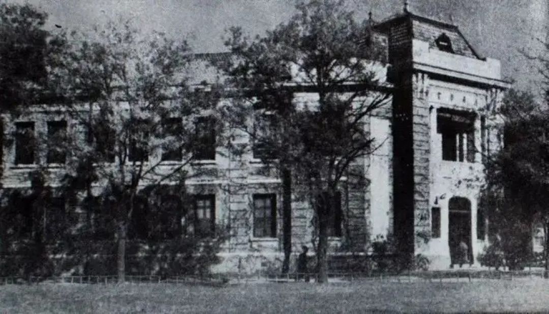 SEJARAH: 1911 Universitas Tsinghua Didirikan-Image-1