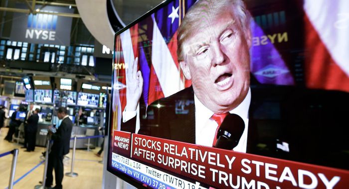 Bursa Saham Wall Street Melemah Tajam Usai Trump Positif COVID-19-Image-1